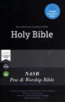 NASB Comfort Print Pew and Worship Bible--hardcover, black (твърди корици)